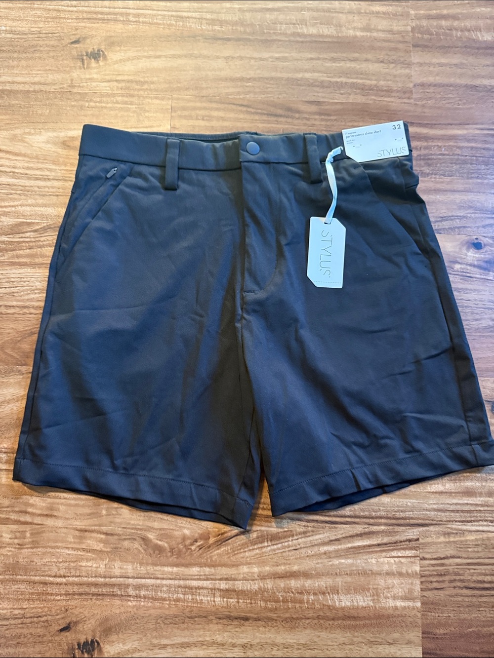 STYLUS Men's Black Performance Chino Shorts 32”